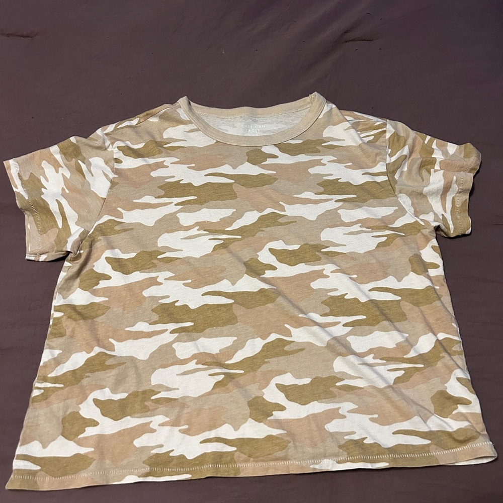 American Eagle Camouflage T-Shirt